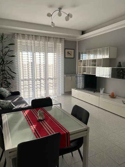 Seriate Apartment