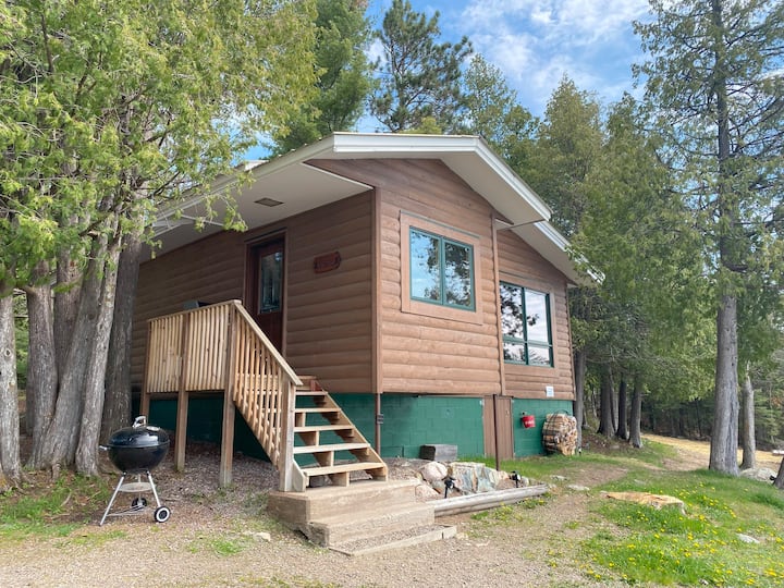 Peaceful Lakeside Cabin on Shagawa Lake