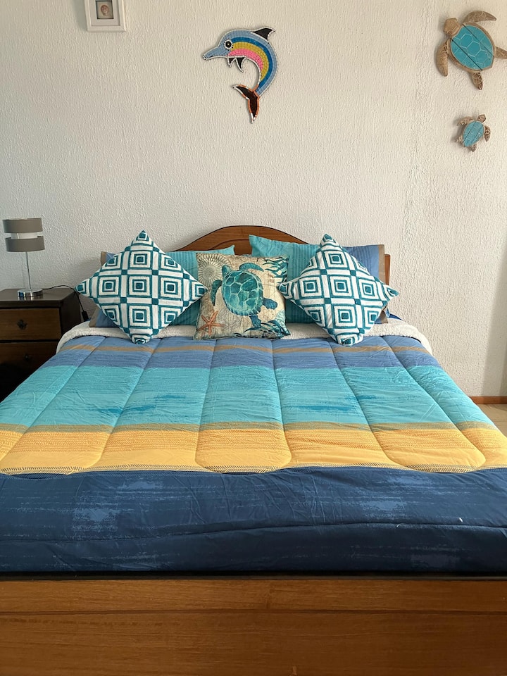 נוף קדמי, מיטה לשני אנשים 
