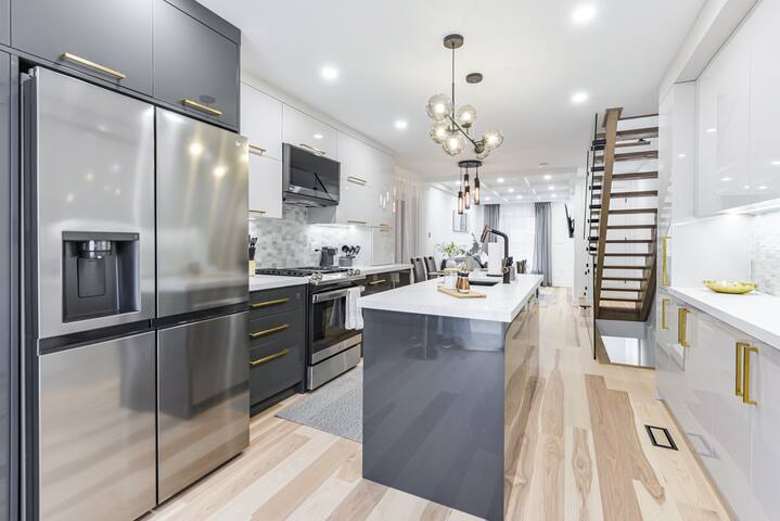 Luxury Rebuilt Upper-beaches