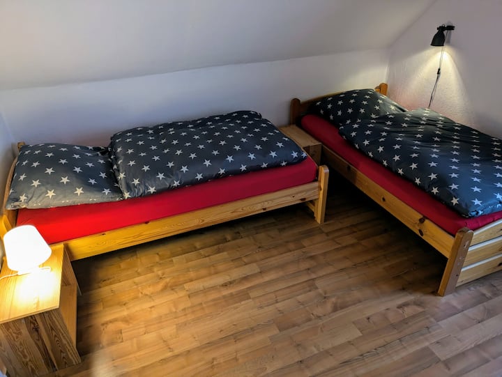 غرفة النوم 2