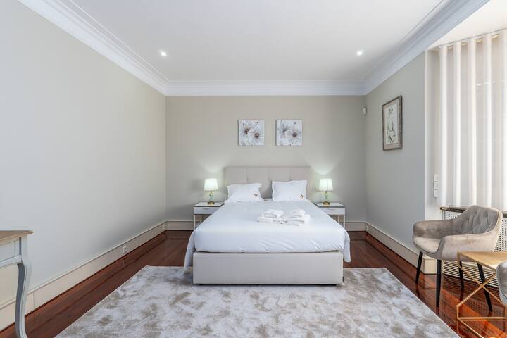 The Porto Villa gallery image 3