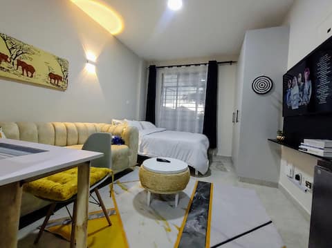 A Modern Studio At The Aviv kitisuru-