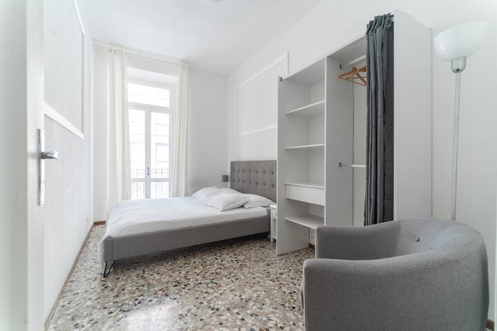 Spacious Apartment gallery image 3