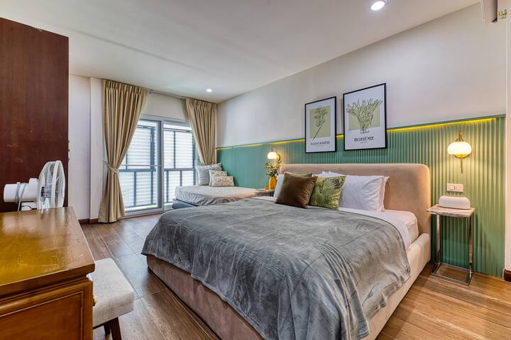 Private pool house BKK prime location Laxury stay gallery image 2