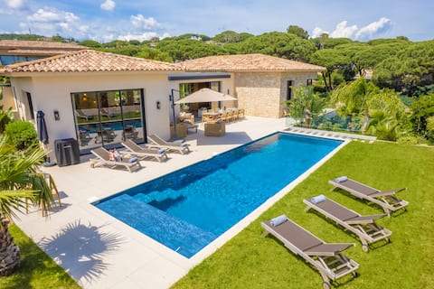 Beautiful new villa 150 m from the beach