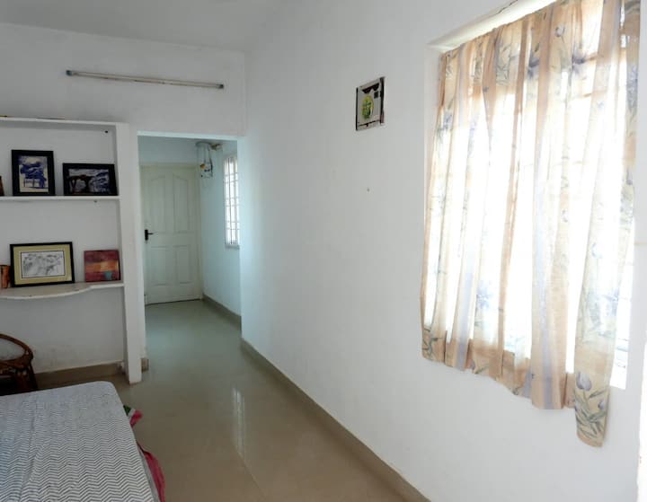 Elis Kitchen Ac Apartment With Breakfast - Mahabalipuram