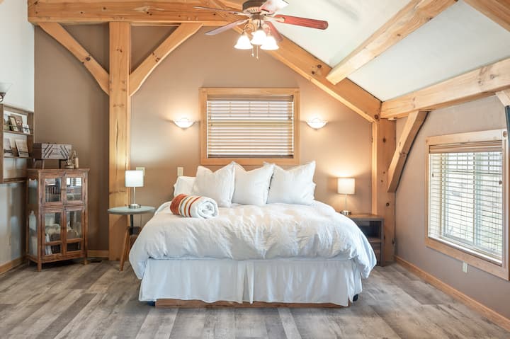 Veľká  manželská  posteľ 