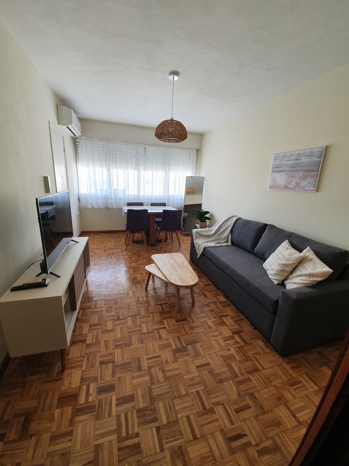 Airbnb con migliori performance: Downtown apartment 1 bedroom 4 people a Centro
