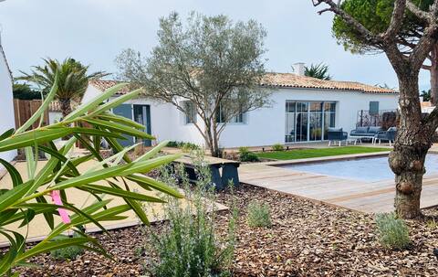 Villa OCA - pool - beach on foot