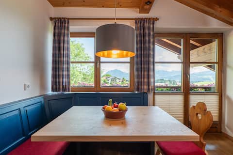 Vacation apartment "Reni" with balcony