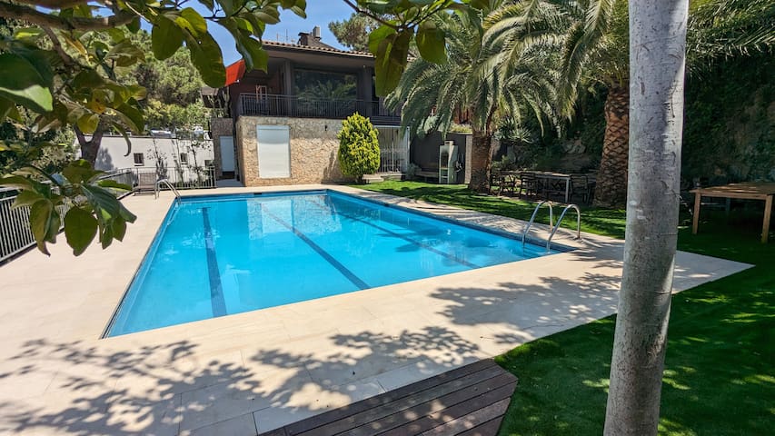 Villa ZEN costa brava ,700m port,beach & restauran