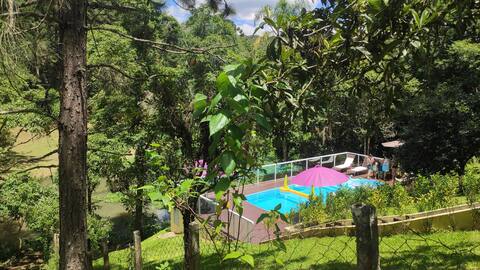 Beautiful, Modern, Isolated Near SP