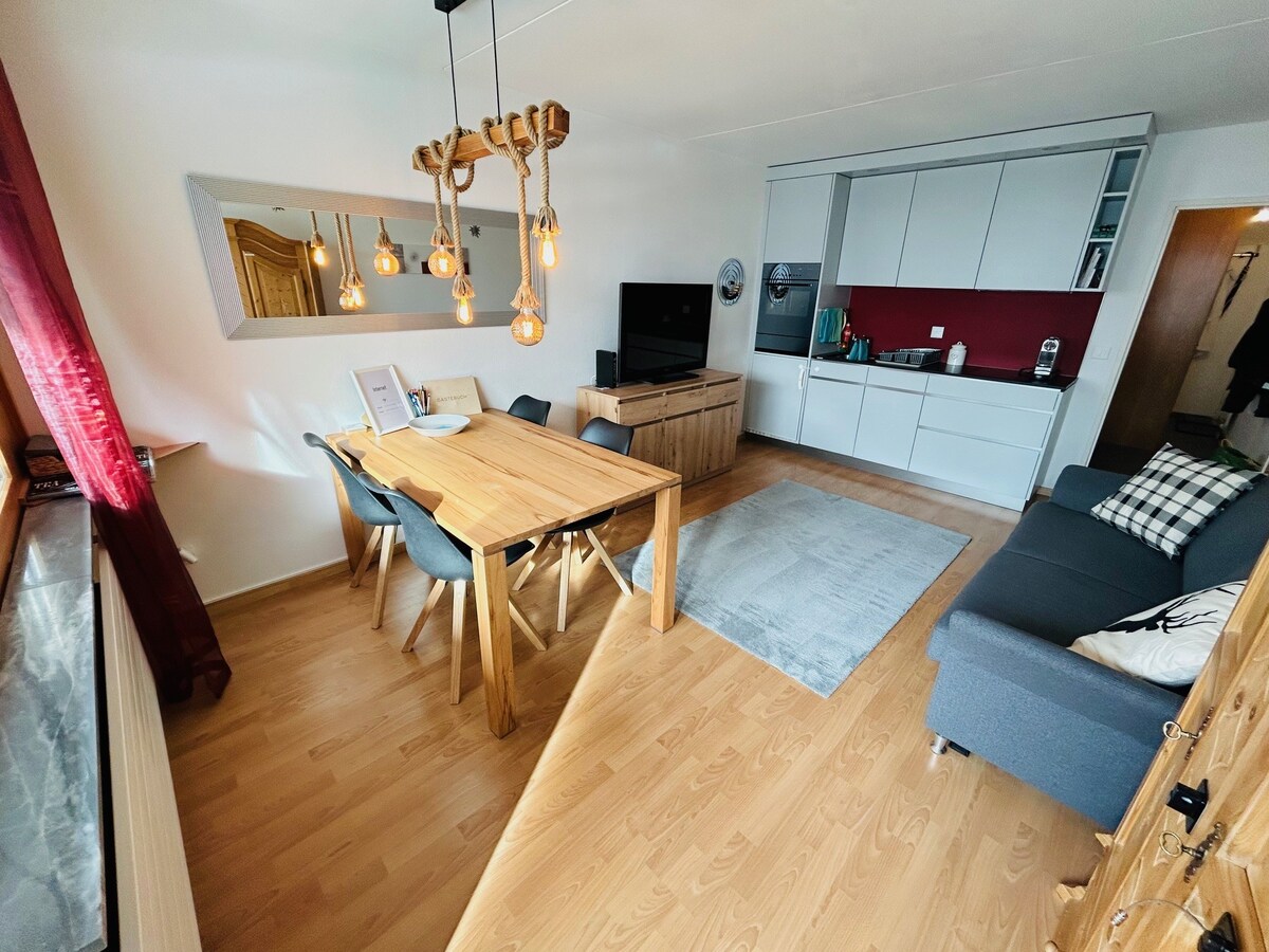 Top Airbnb: Small but nice. 2 rooms - with private indoor pool in Ostschweiz