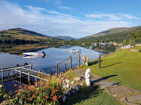 Heavenly Loch Earn Views for Christmas & New Year