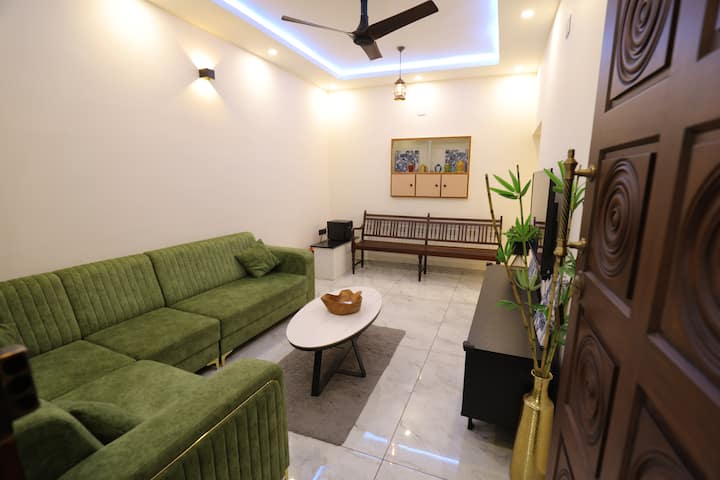 Elite Suite - 2 Bedroom With Modern Comforts - Mangaluru
