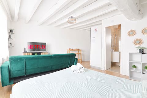 Cozy studio in Étampes, France