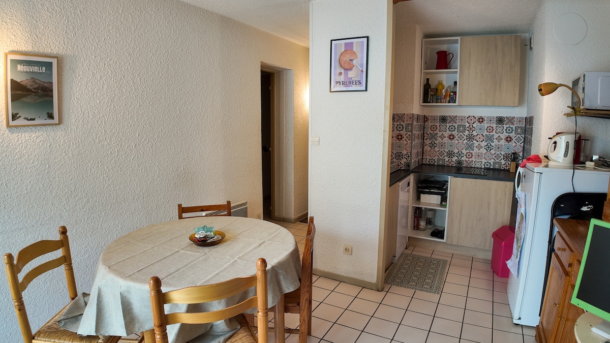 Annonce Airbnb populaire: Cozy nest in the heart of Barèges à Barèges