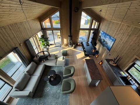 Dream villa: Close to the Ski slope, Golf and the water