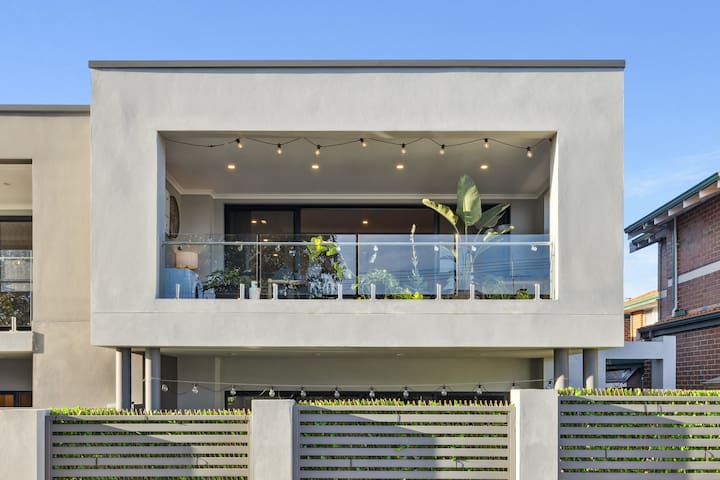 Elegant Escape | Quiet Location + Premium Perks