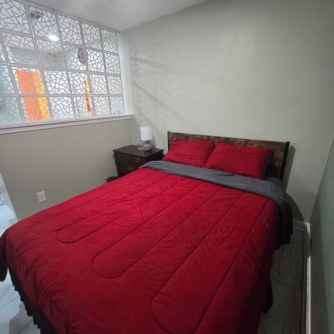 COZY in Atlanta. 20 min from airport.