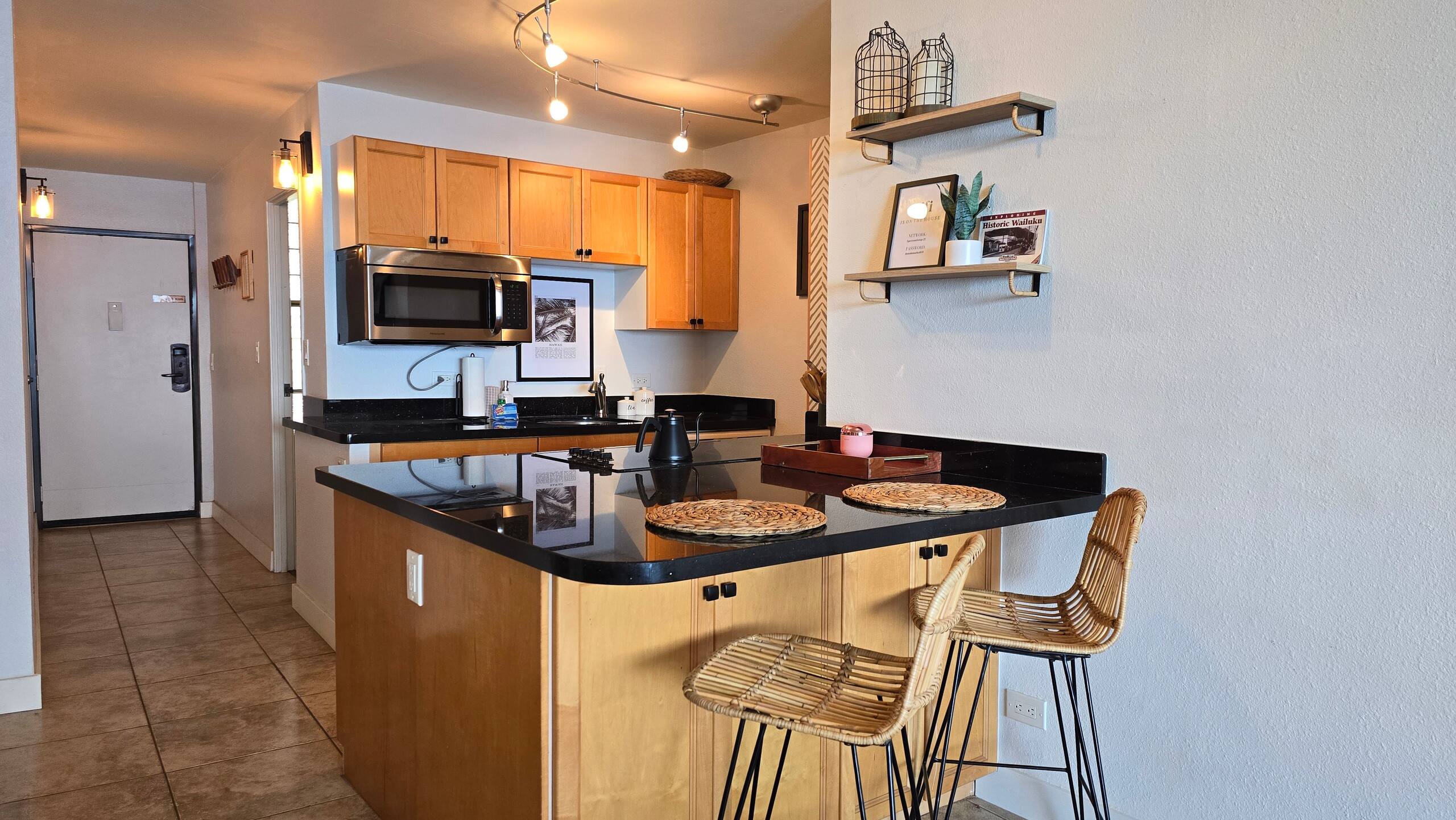 Condo in Wailuku · ★4.83 · 2 bedrooms · 2 beds · 2 baths - Image 5