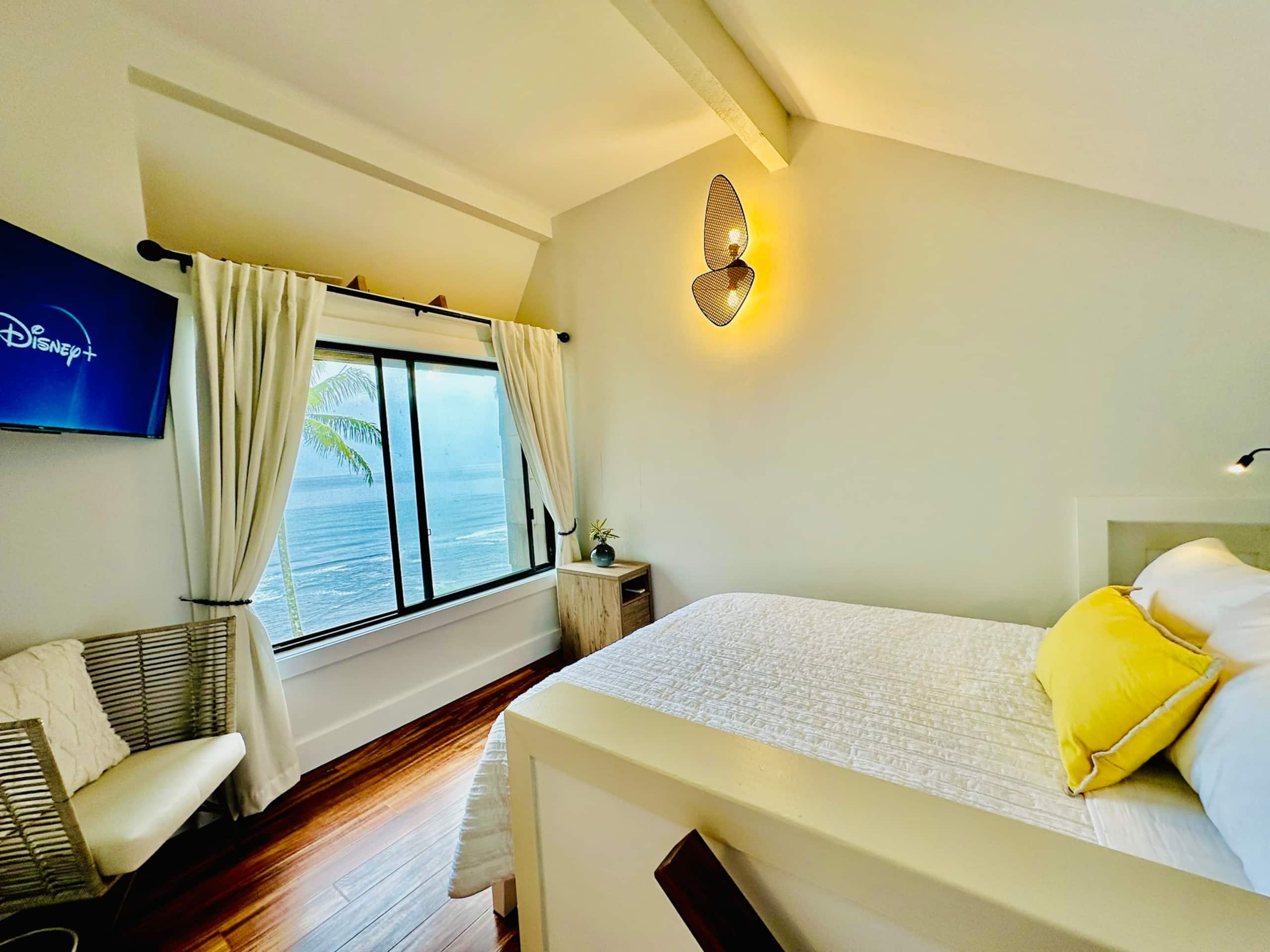 Oceanfront, Modern 2 bed w/ Panoramic Views, AC - Image 22