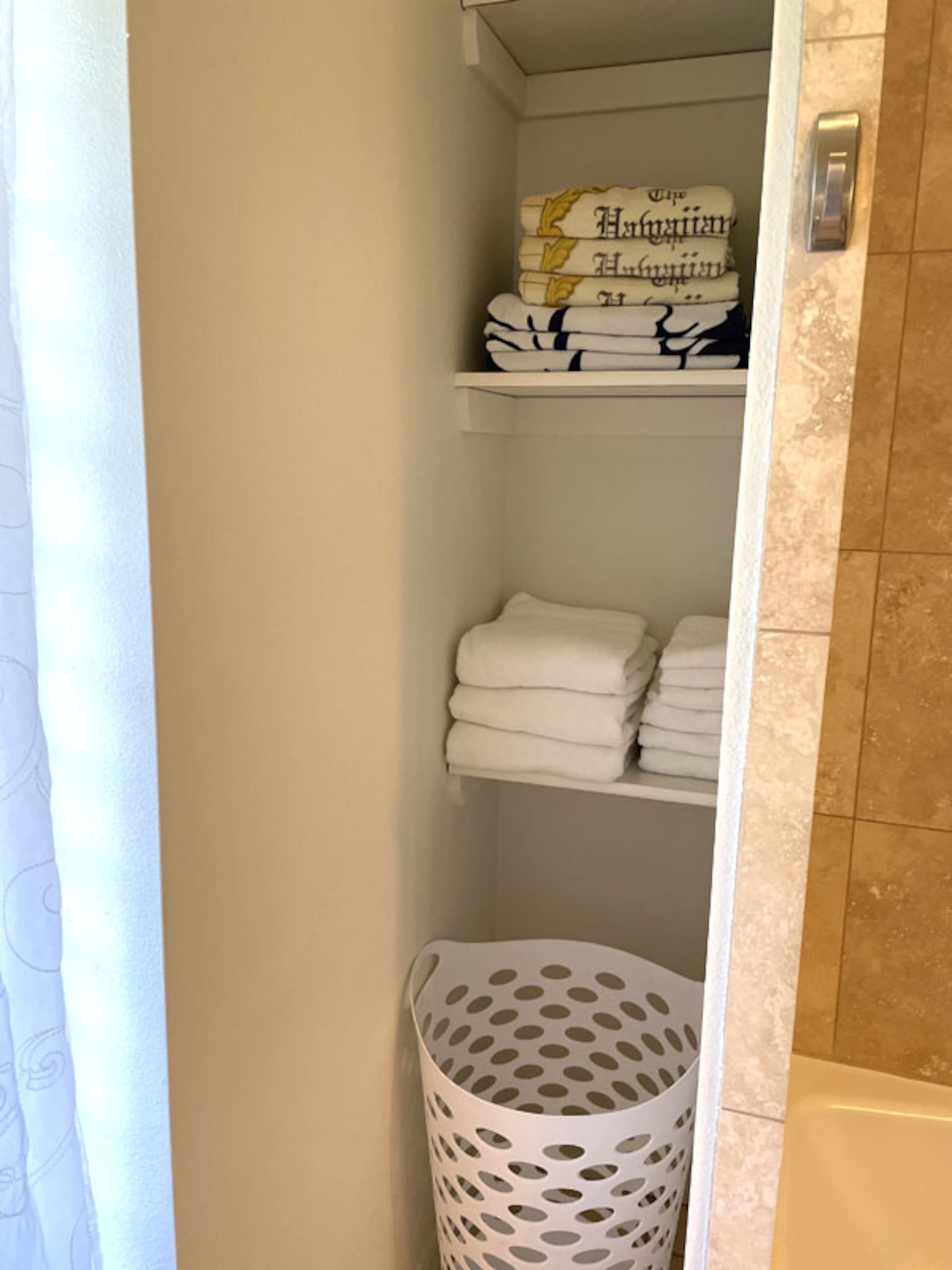 Condo in Kapaa · ★4.9 · 2 bedrooms · 2 beds · 1 shared bath - Image 11
