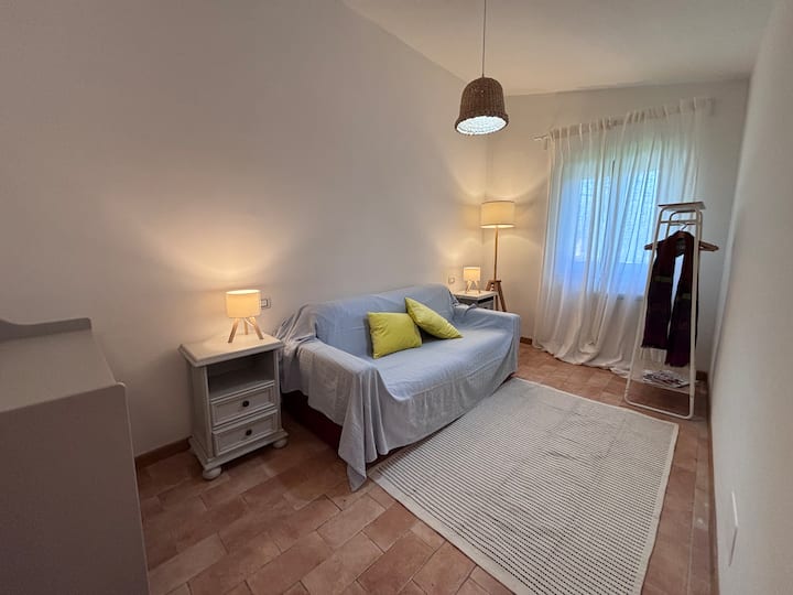 Quarto 4 da casa de hóspedes com sofá-cama 1,40 x 1,90