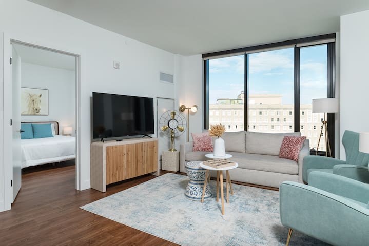 Back-Bay Penthouse Downtown & Parking & GYM