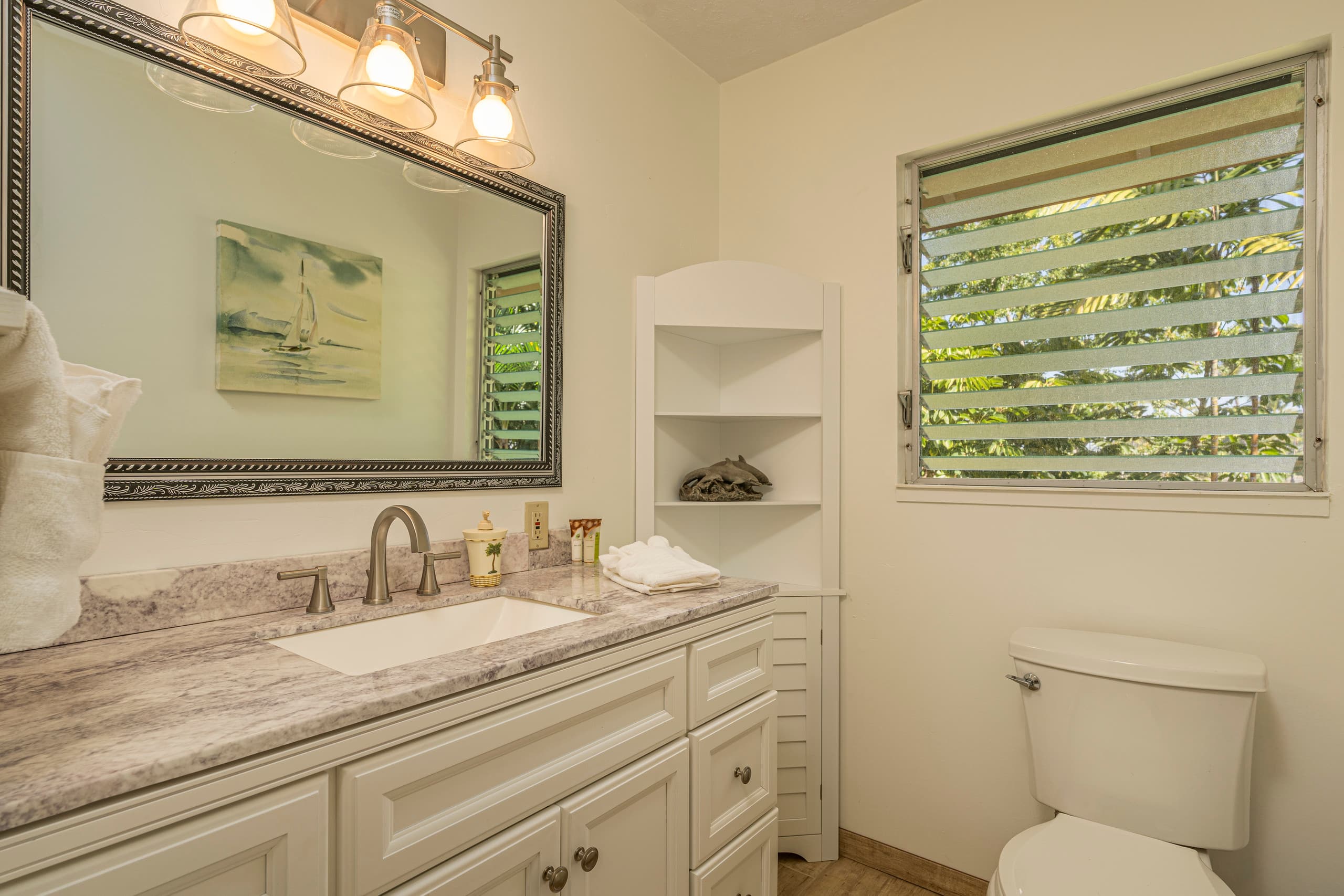 Townhouse in Kailua-Kona · ★4.94 · 2 bedrooms · 4 beds · 2 baths - Image 25
