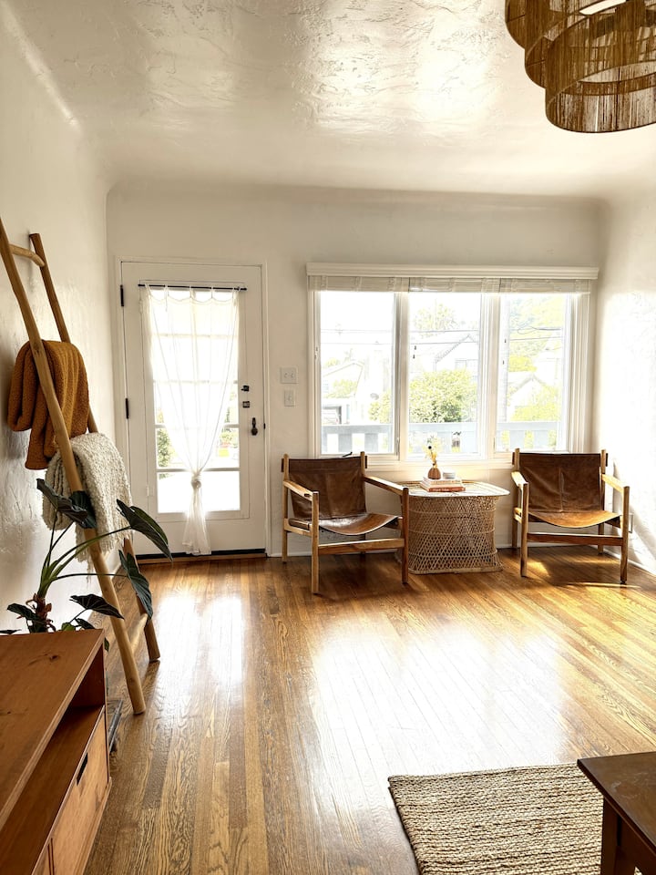 Boho Hacienda With Backyard - Pet Friendly! - Santa Barbara, CA