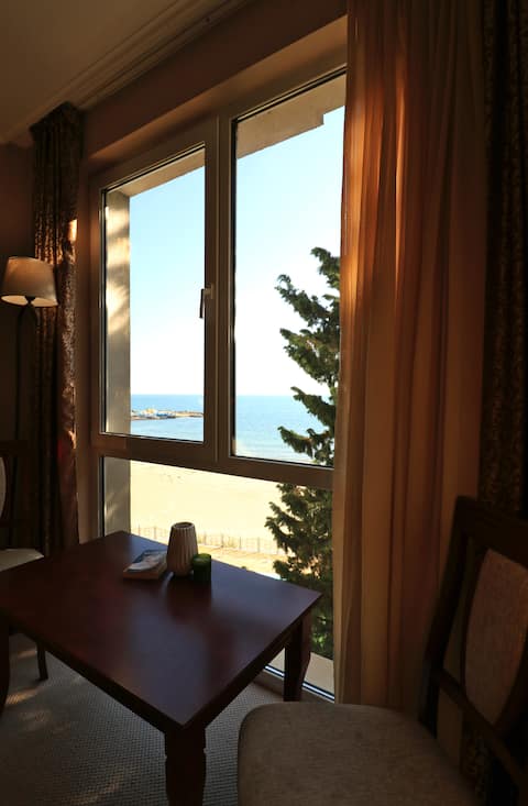 ツ The Sea & Tree view 2 room flat ツ