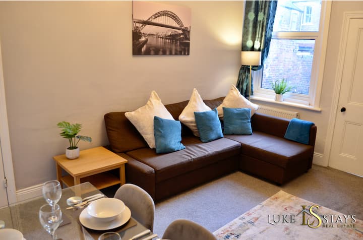 Luke Stays - Sandringham - Newcastle upon Tyne