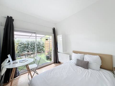 Studio with Breakfast included - Bedroom 2