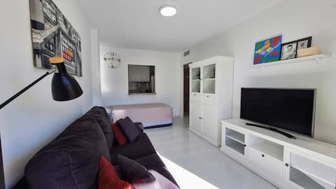Top Airbnb: Very close to the sea with pool, a/c, wifi and garage in Benicàssim / Benicasim