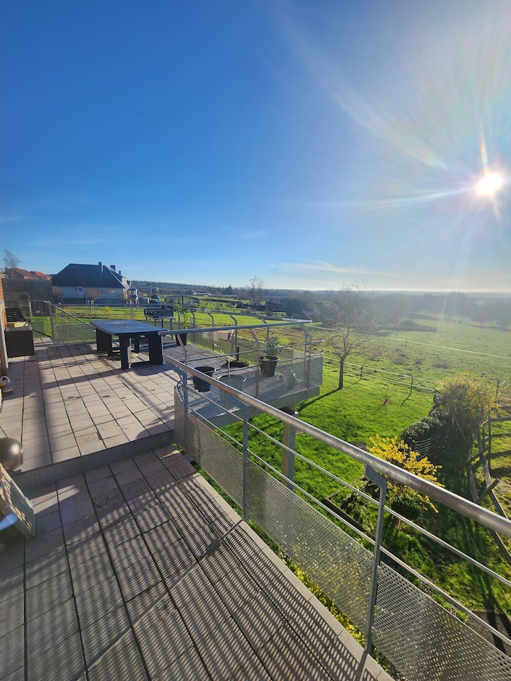 Maison Avec Superbe Vue. - Dinant