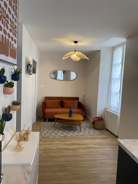 Airbnb performant: Entire apartment in the historic center of DINAN à Dinan