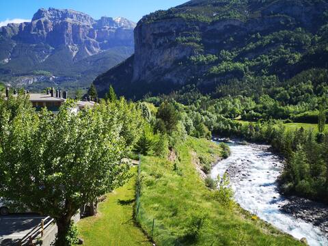 Apartment with views of Ordesa National Park