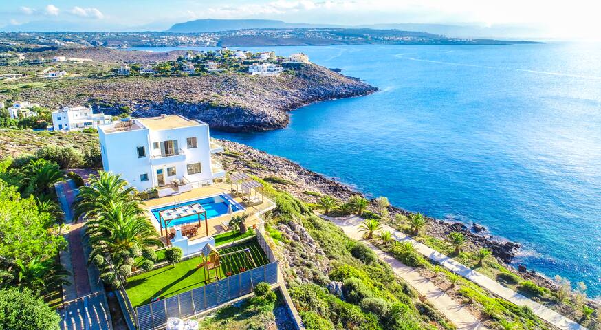 Seafront Villa w/ Pool, Sea Access & Sunset Views gallery image 4