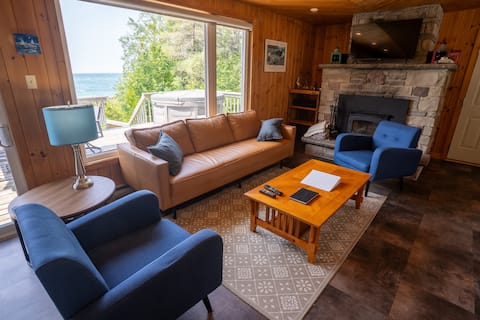 Successful Airbnb property: Cape Christie - Waterfront Home in Northern Bruce Peninsula