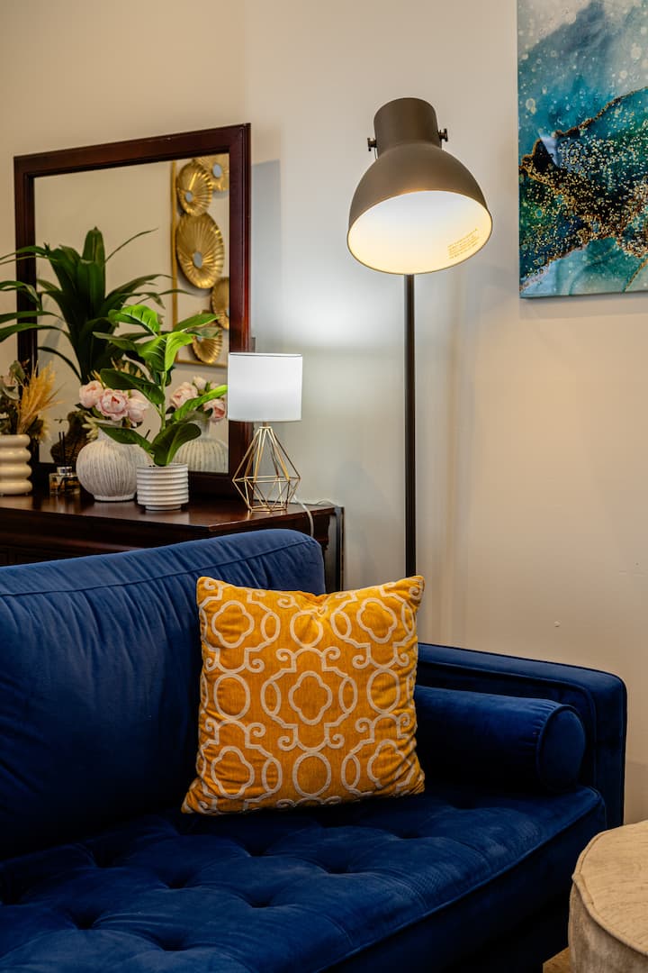 Fully Loaded Hollywood Skydeck 3br - Los Angeles, CA