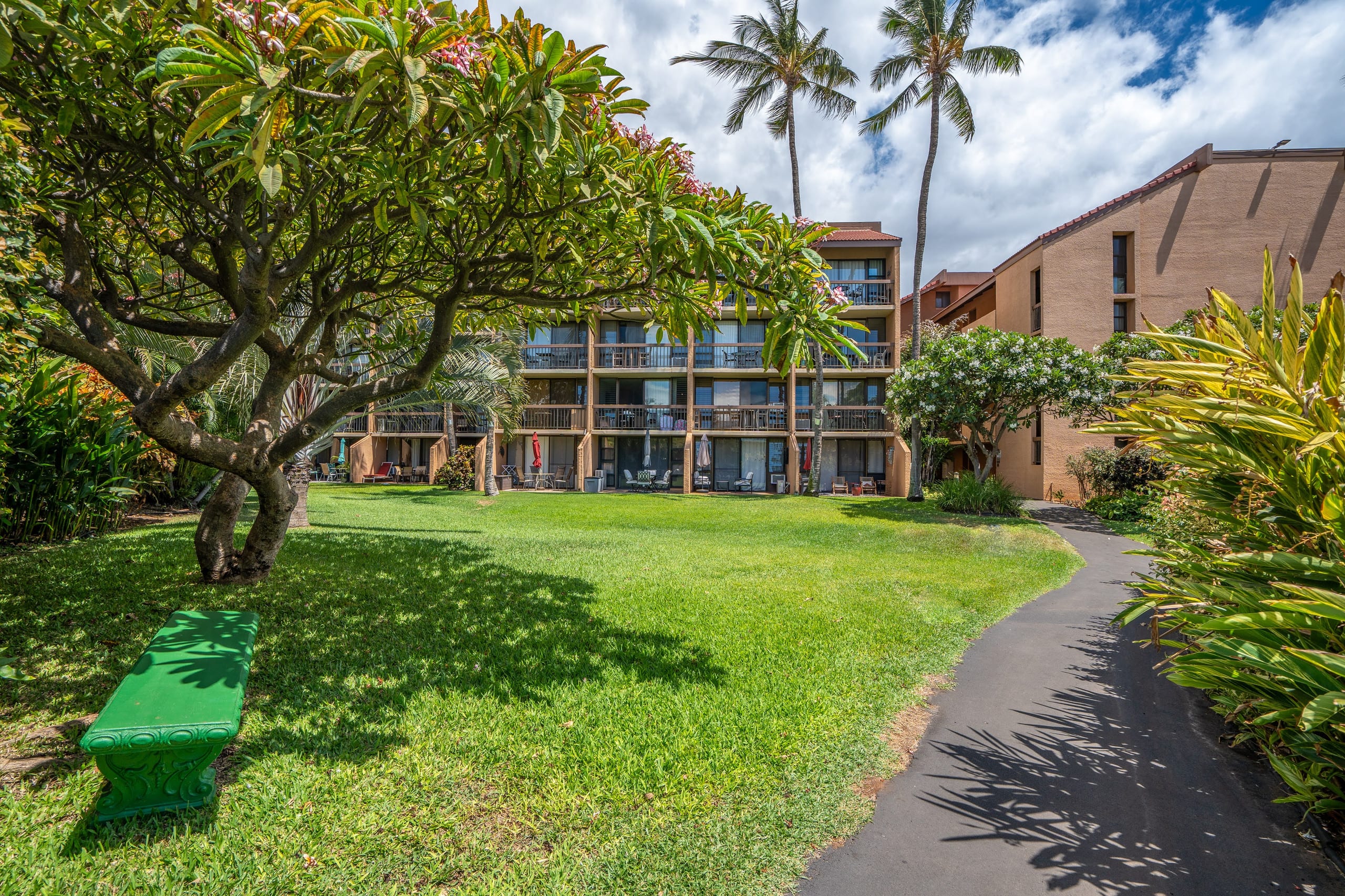 Condo in Kihei · ★4.97 · 2 bedrooms · 4 beds · 2 baths - Image 45