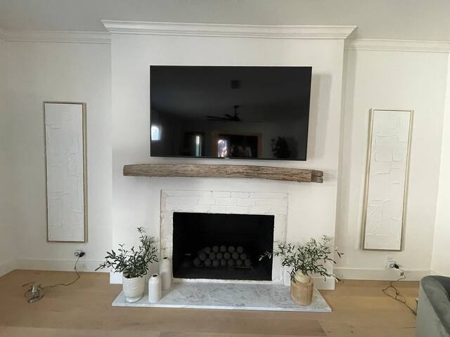 Luxury Haven in Preston Hollow with Pool gallery image 2