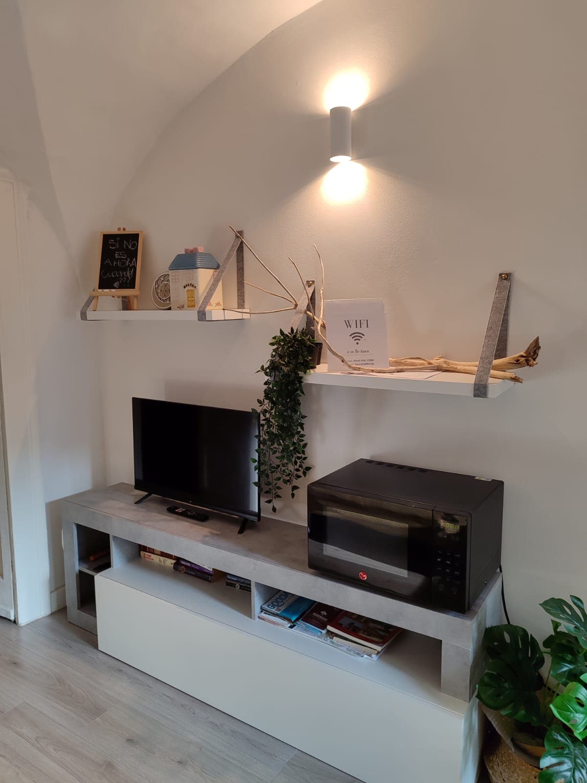 Successful Airbnb property: Mini apartment in the city center in Bari