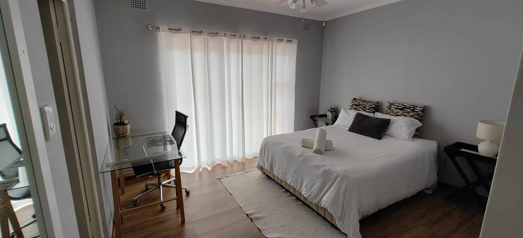 Lovely summer holiday home gallery image 3