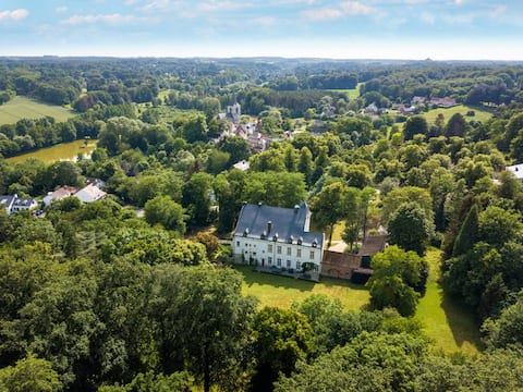 Le Manoir Familial (castle) Waterloo 2 - 20 people