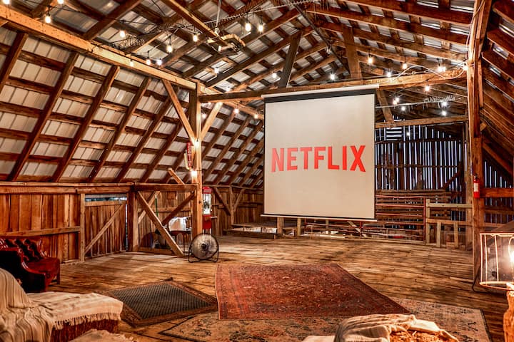 Theater | Sauna | Hot Tub @ Hocking Hills | 6 Acre - Ohio