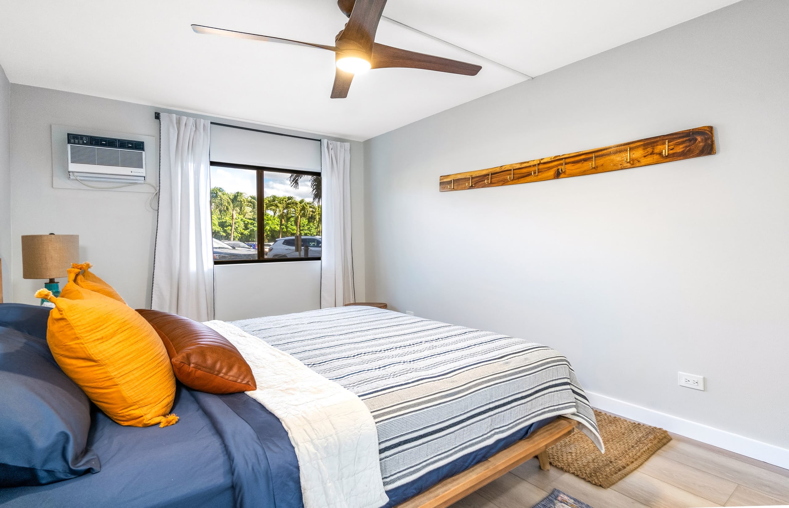 Condo in Kihei · ★4.95 · 2 bedrooms · 3 beds · 2 baths - Image 38