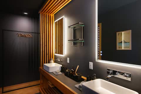 Fire Pit Soaking Tub Enclosed Lanai Artisan Home